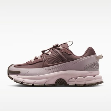 Nike 耐吉 W Zoom Vomero Roam [HQ2181-501] 女 運動休閒鞋 防水 緩震 厚底 粉棕