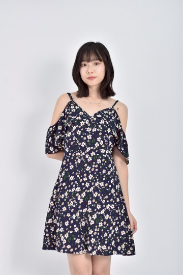 加購優惠(M) shein質感碎花一片式綁帶細肩帶滿版印花藍色洋裝