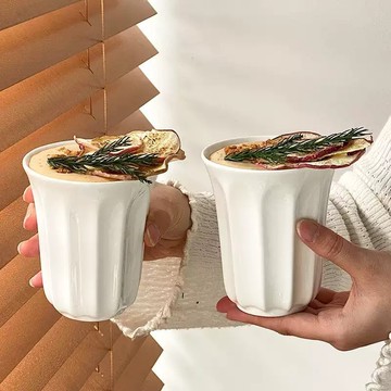 「可開發票 闆娘任性價」陶瓷咖啡杯 陶瓷杯 燕麥杯 ins風拍照道具 咖啡廳杯 杯子 日式純白網紅隨手杯手握杯拉花拿鐵杯