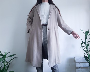 UNGARO 復古棕色羊毛大衣 優雅高領單扣大衣 中號