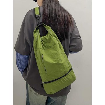 褶皺感后背包輕便運動大容量戶外斜挎包健身騎行包抽繩休閑單肩包