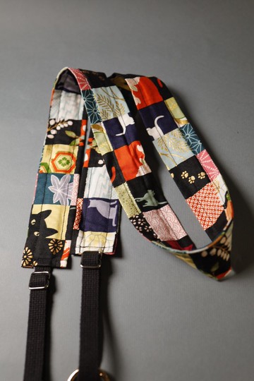 【一月一日】台灣製造 方塊貓日本布 手機背帶