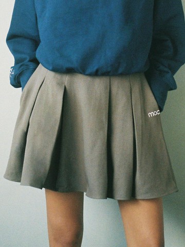 Sharron Flair Skirt [Black]