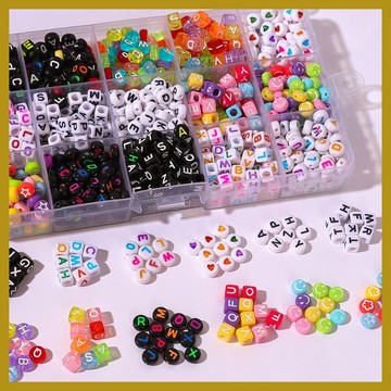 （100顆/包）新款亞克力彩色英文字母方塊愛心圓片 糖果色串珠散珠 diy手鏈串珠 串珠材料 串珠材料包 珠珠材料