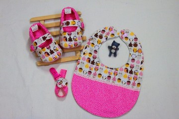 祈福平安貓頭鷹(粉紅)~鞋+兜兜+奶嘴夾彌月禮.滿月禮