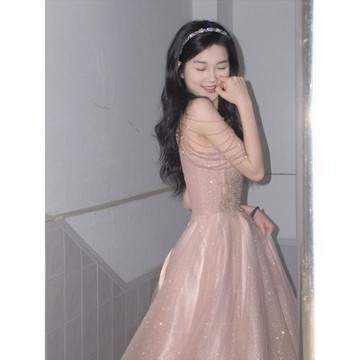 新中式晨袍新娘敬酒服晚禮服女2024新款高級感氣質粉色訂婚連衣裙