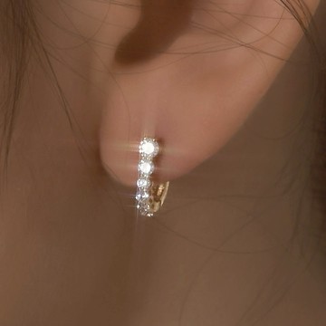 韓國飾品官方直營【WING BLING】14k 閃耀鑲鑽耳扣式耳環金色/銀色可選(閨蜜禮物| 情人送禮 | 摩羯座生日禮物🎁)