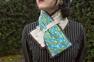 【琉璃色森林】毛料短圍巾/圍脖-粉蝶花