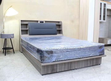 【歐風別館】沐也五尺灰橡色雙人床頭箱+優質六分木心板床底【基隆至台中免運費】