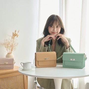 PA-Trunk真皮轉鎖風琴包--多色任選