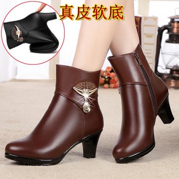 新款媽媽鞋短靴中老年女士棉鞋真皮靴子中低跟圓頭保暖靴軟皮皮鞋
