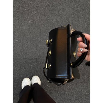 包包女質感設計復古手提郵差包