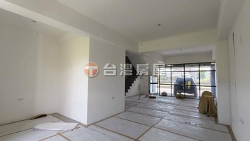 行健溪6套房百坪電梯別墅 行健溪第一排 6套房｜宜蘭縣三星鄉行健溪二路一段