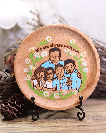 客製化物語小木碟-快樂家庭訂製版(同款多隻有特別折扣)