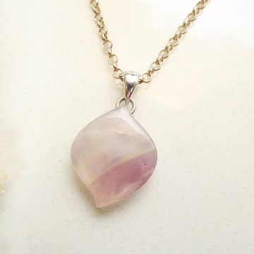 玉墜 造型玉墜 花紫玉/簡單好搭配雙面都可配戴/