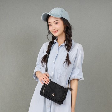 PA-金色圓舞曲兩用斜背包-圓點黑