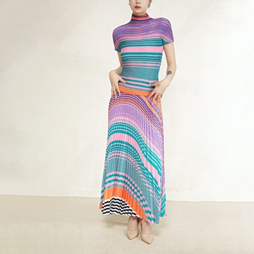 現貨+預購 三宅風皺褶衣服套裝女上衣長裙摺衣彈力女裝顯瘦折衣大碼-百褶女裝2色74ff43【獨家進口】【米蘭精品】