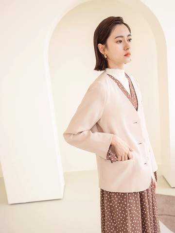 V領開襟長袖純色西裝外套