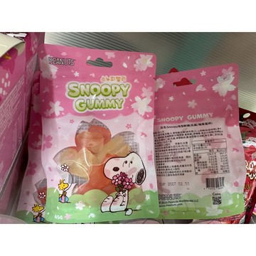 史努比 Snoopy 造型軟糖（乳酸/莓果風味) Snoopy 肉球造型軟糖(柳橙/葡萄風味）45g