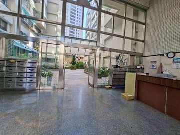 (娜)左營高鐵/福山國中/博愛尊爵華夏三房｜高雄市左營區重和路