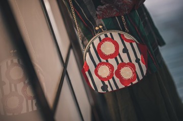 【雪梅】口金包/側背包/手拿包/收納包/聖誕包裝