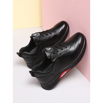 媽媽鞋中老年舒適不累腳防滑運動鞋女款媽媽皮鞋加絨真皮軟底冬季