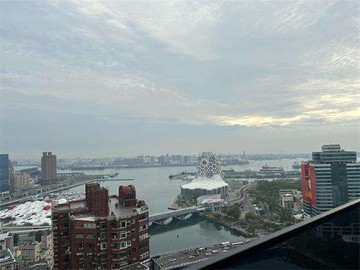 愛情河左岸看海景觀-音樂中心-花園陽台美2房｜高雄市前金區河東路