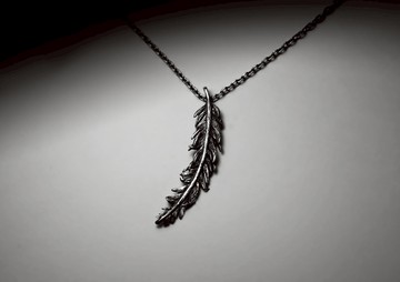 直式大羽毛項鍊