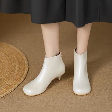 歐洲站女鞋2025新款圓頭短靴女細跟軟皮歐貨時尚小高跟裸靴馬丁靴