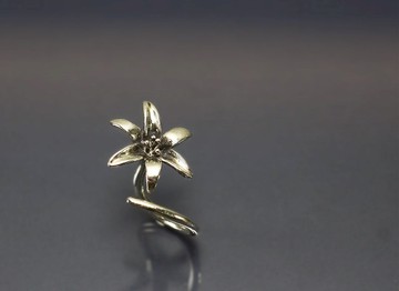 花系列-金針花925銀戒