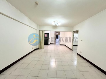 雙捷運大三房＋雙陽台｜電梯美宅｜高雄市前金區新盛二街