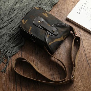 小眾復古油蠟迷彩小垮包 防水手機包迷你英倫收納小房包單肩斜跨