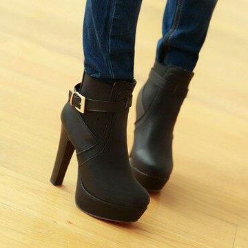 秋冬新款女鞋 皮帶扣松緊口高跟短靴