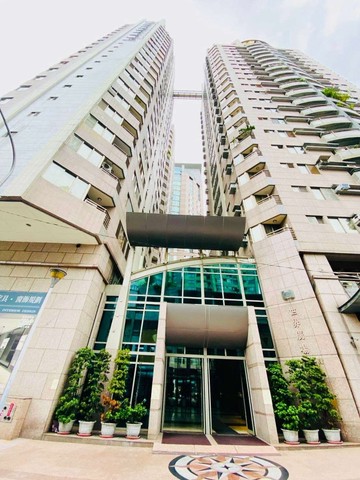 宏全世界廣場-社區最好的棟別｜四房平車視野戶｜台中市南屯區文心路一段