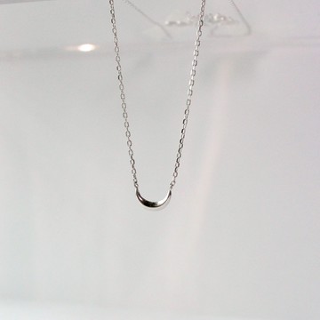 【Isha Jewelry】送禮推薦 純銀彎月月牙項鍊 祝福飾品