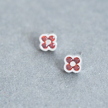 石榴石三葉草耳针925銀