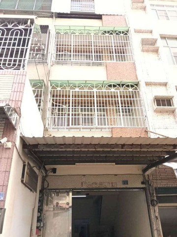 衛武營 × 新甲國小｜活巷車庫透天｜高雄市鳳山區新樂街