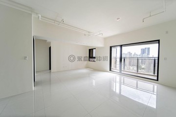 NI獨家★亞灣三多崑庭敦峰高樓層景觀3+1房平車｜高雄市前鎮區一心二路