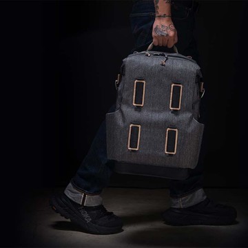 【Dr.Wilds荒野醫生】穿梭系列 17.5升 3C保護 穿梭背包(不含背帶) 防潑水 背包 旅行 收納 灰 黑 台灣出貨 官方賣場 天幕灰