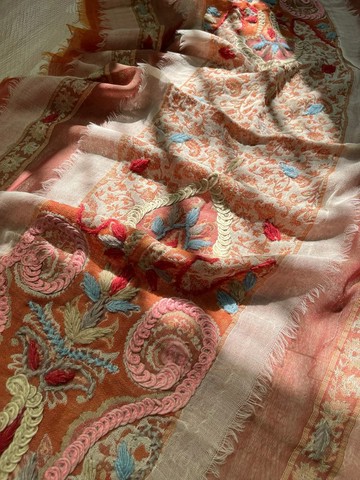 喜迎瑤 尼泊爾 克什米爾 水煮羊毛 手工 刺繡 立體 披肩 圍巾