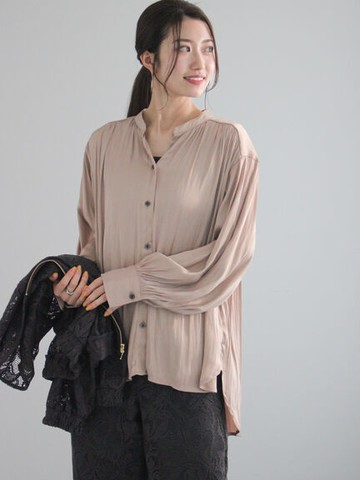 光澤垂墜感褶肩造型V領襯衫(FC42L0A0680) - Te chichi