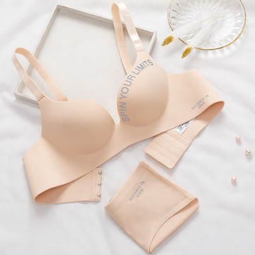 性感內衣女迷人套裝女無鋼圈集中爆乳小胸內衣罩收副乳提胸防下垂 新款 摩天大樓