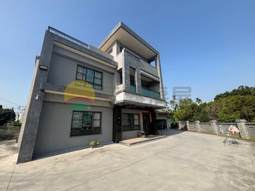 屏東市266坪超大地坪獨棟可停多車豪邸｜屏東縣屏東市新興街