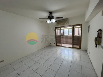 低總價竹北三房 高樓層採光通風極佳 室內寬敞平車｜新竹縣竹北市新泰路