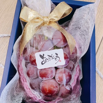 [秋果寄情]【帕查嬤嬤】🇯🇵日本 山梨《妮娜皇后》紅葡萄 一房禮盒🍇｜日本妮娜葡萄禮盒