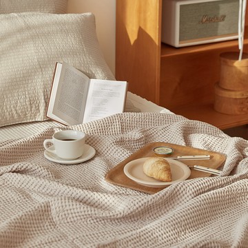 maatila 柔軟莫代爾鬆餅格紋薄被  燕麥色  200 x 230cm