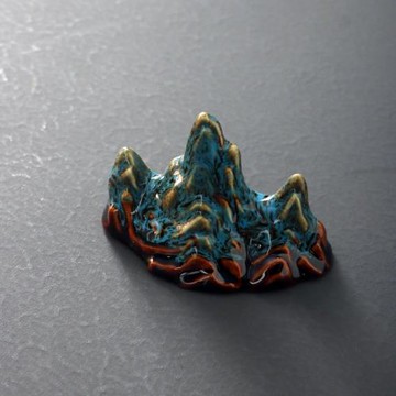 窯變鎏金釉小山陶瓷茶寵擺件創意茶玩茶夾擱茶道配件書房筆擱紙鎮