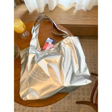 韓國百搭銀色包包女2025新款高級感大容量手提包通勤單肩托特包潮