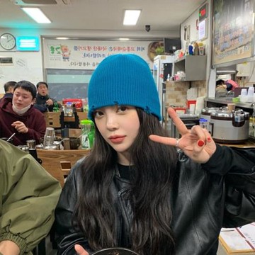 不過時~秋冬ins百搭顯白孔雀藍破洞毛線帽女日系保暖針織瓜皮帽男