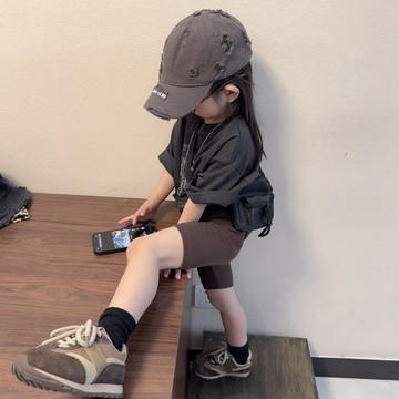 Healthy baby 女童夏季套裝洋氣韓範兒童女字母印花短袖五分騎行褲兩件套潮休閒套裝女童套裝夏季套裝短袖套裝兩件套